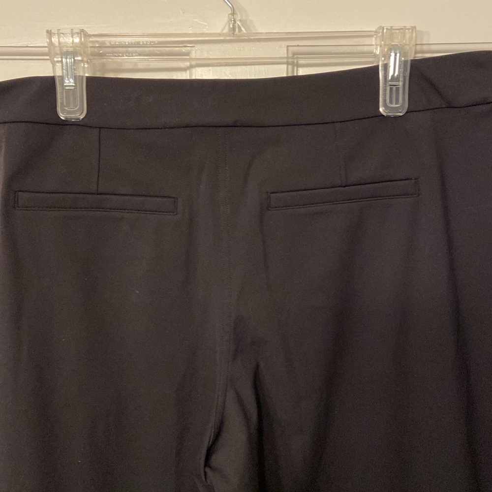 Lululemon pants - Picture 2 of 4